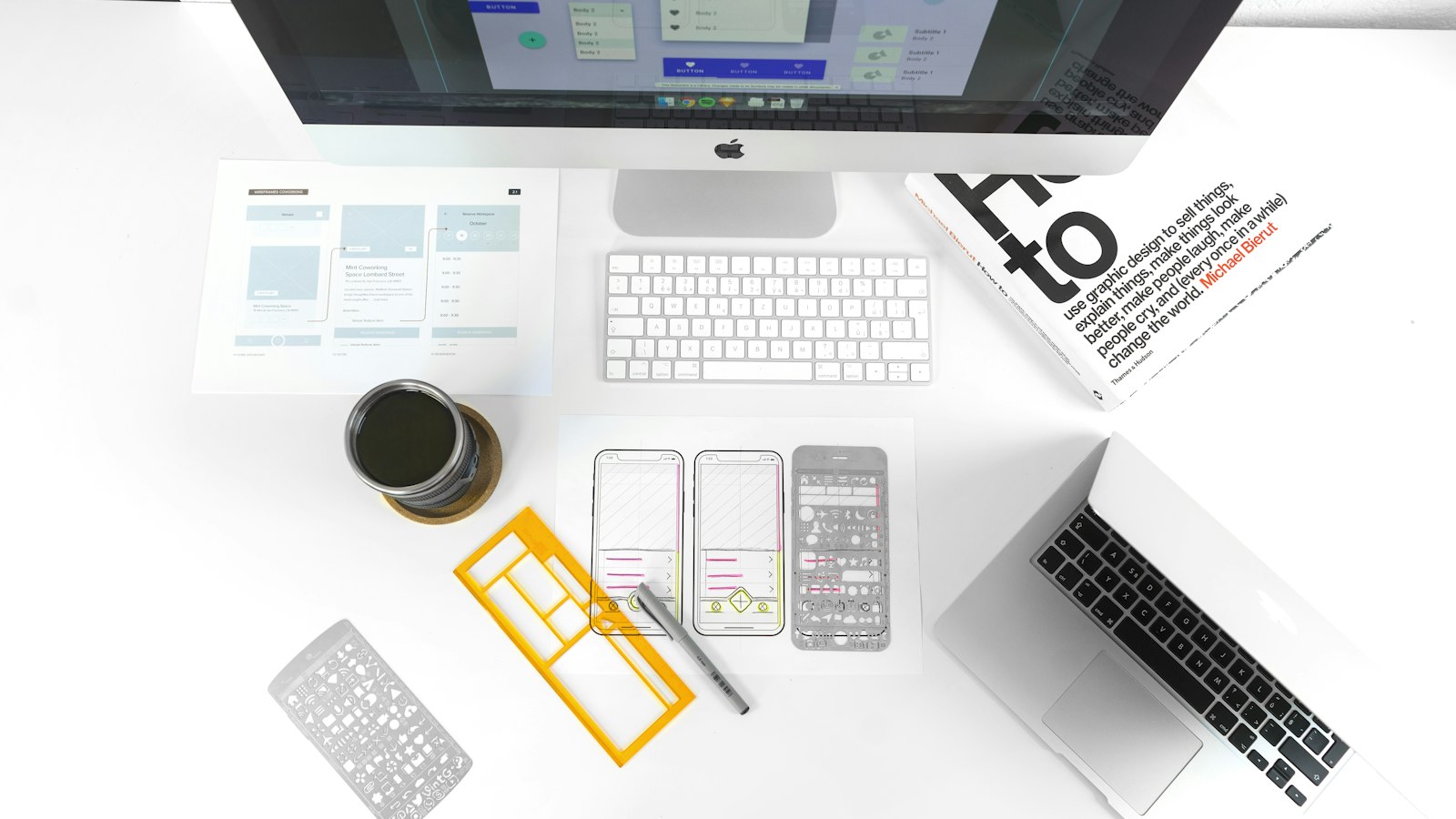Hazır web sitesi ve özel tasarım için hazırlanmış arayüz taslakları